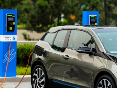 寶馬電動車戰(zhàn)略升級，年底布局6萬個充電樁